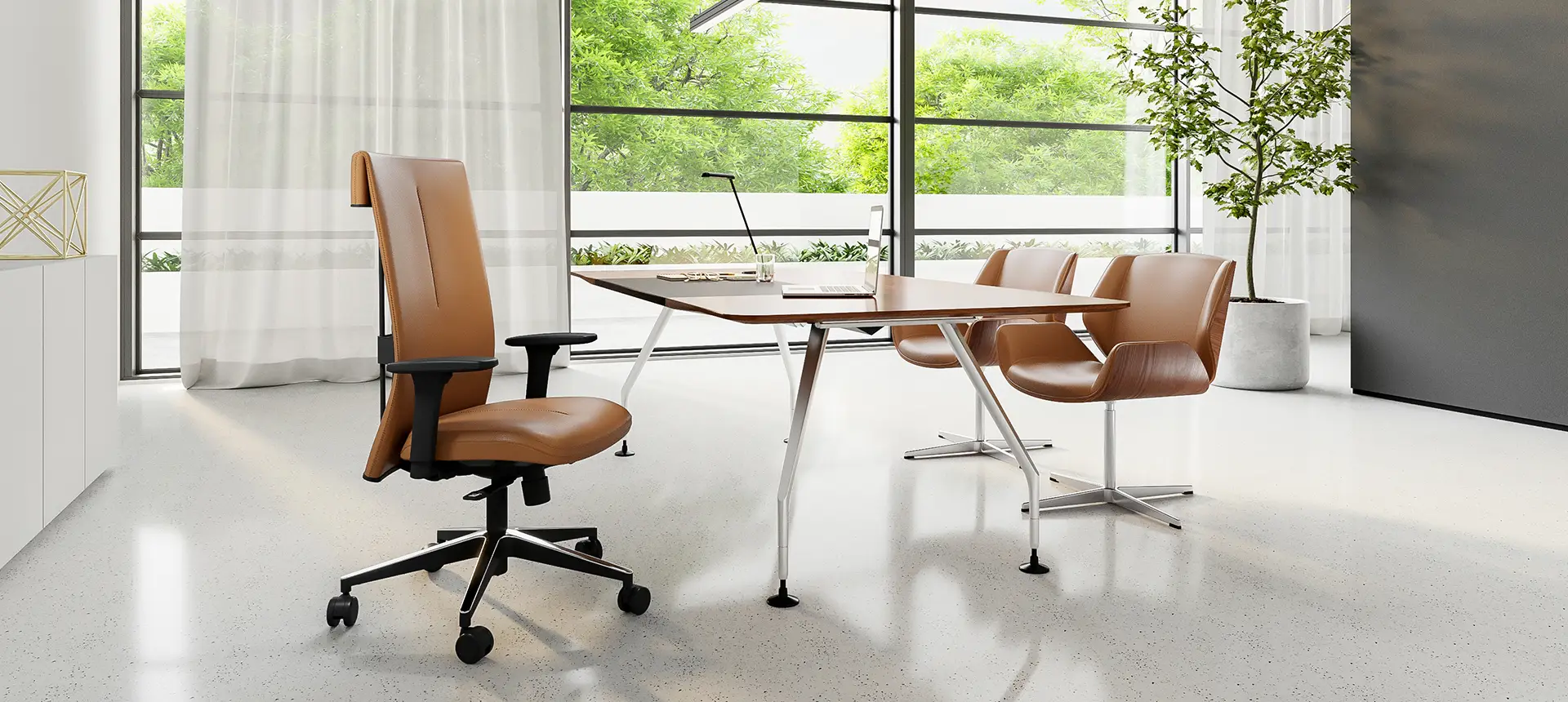 Imagem destacada - Cadeira Diretor Leef