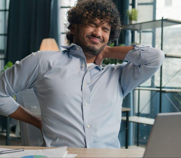 O que diz a NR-17 sobre ergonomia em escritórios e como aplicar na prática