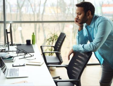 Quais são os principais erros de ergonomia no escritório?